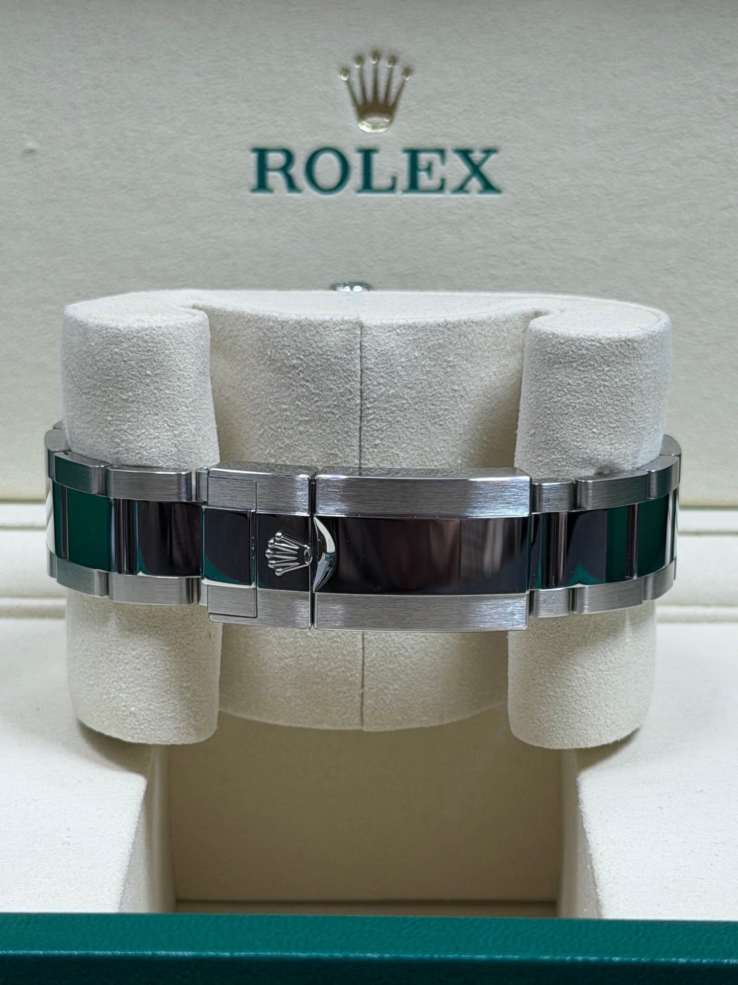 Rolex GMT Master 2 "Bruce Wayne" 126710GRNR / 2026 / Full Set / Neuwertig