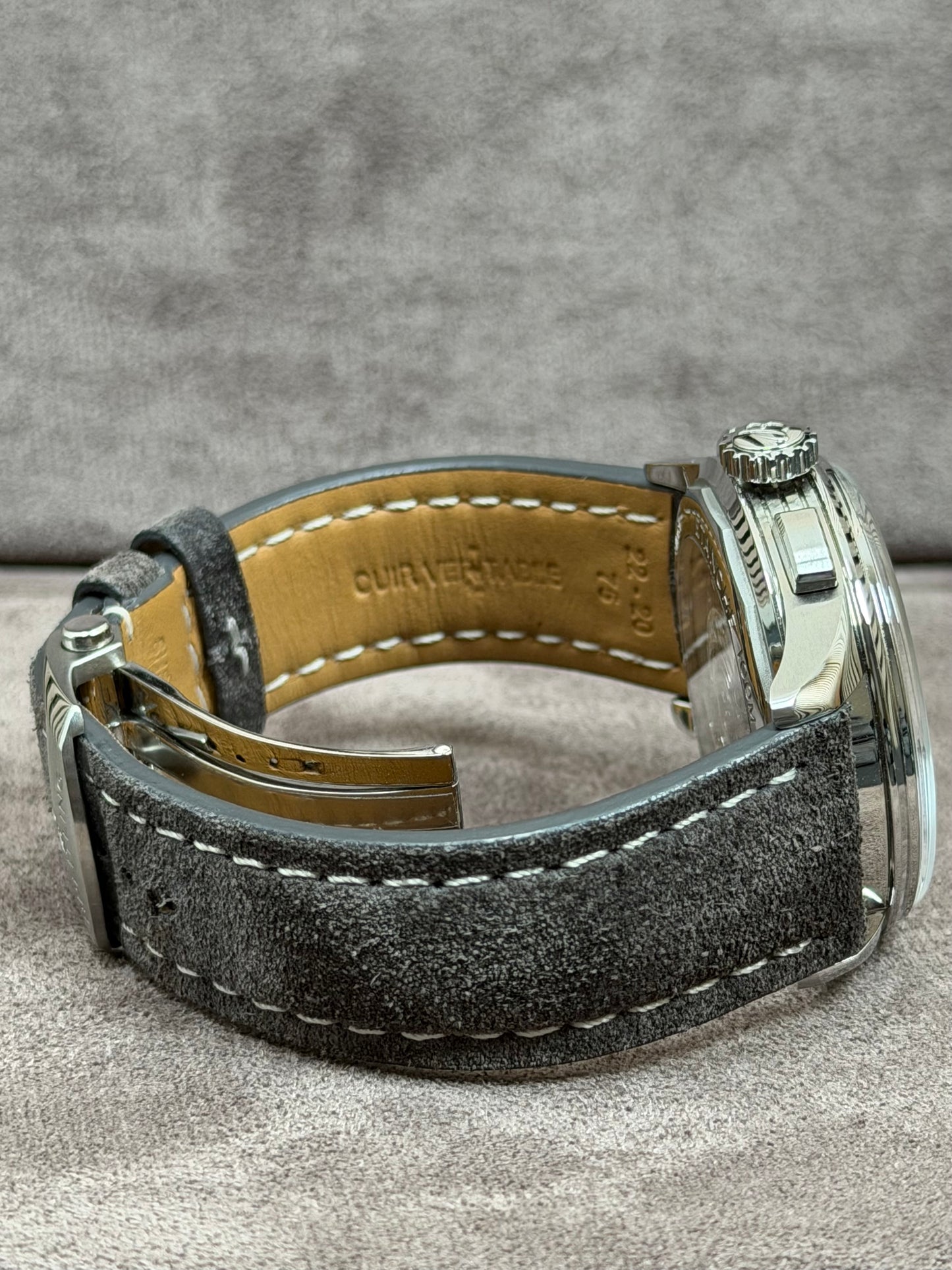 Breitling Premier B01 Panda / 2024 / Full Set / Top Zustand