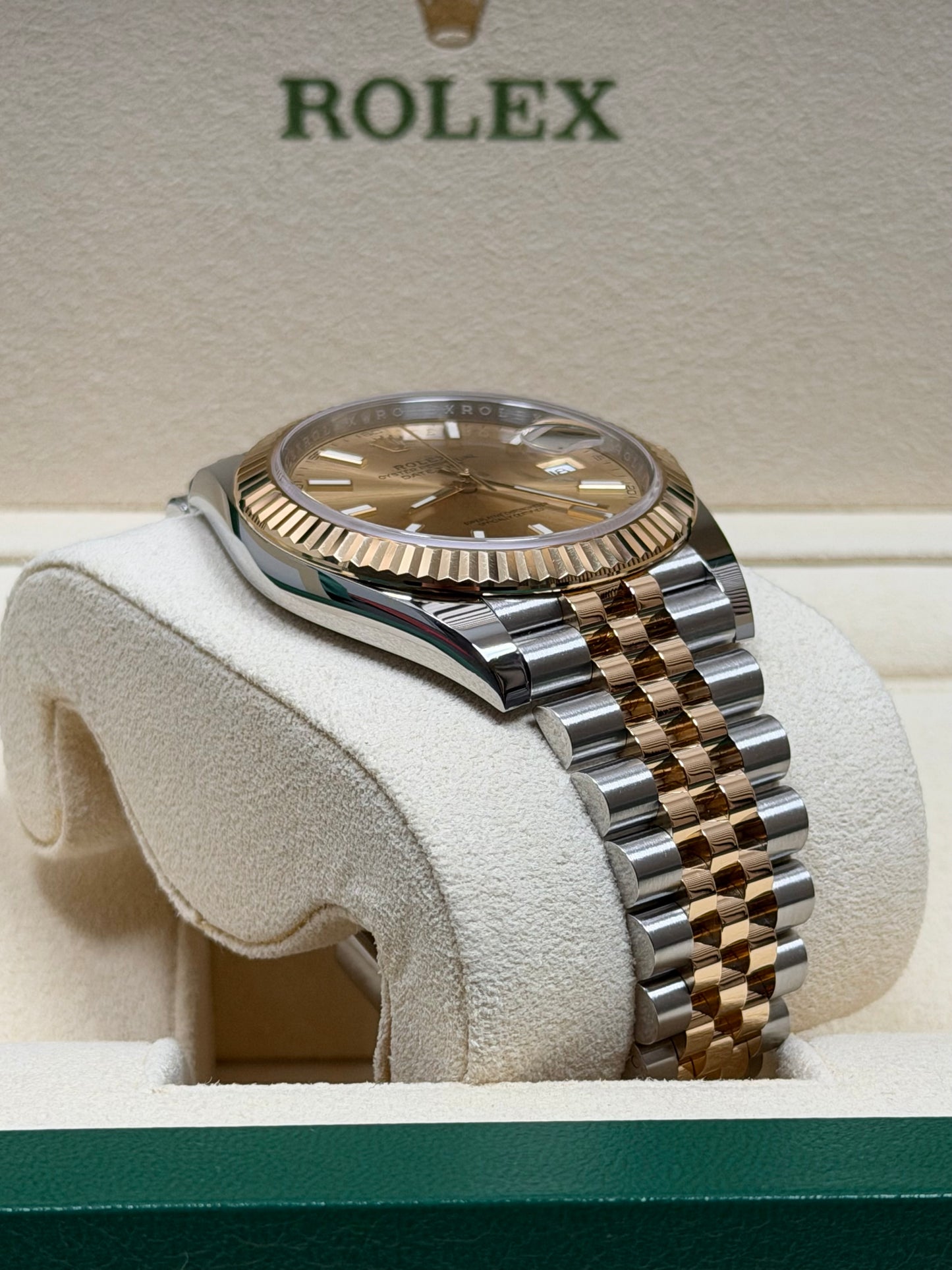 Rolex Datejust 41 126333 Gold-Zifferblatt / 2021 / Full Set / Top Zustand