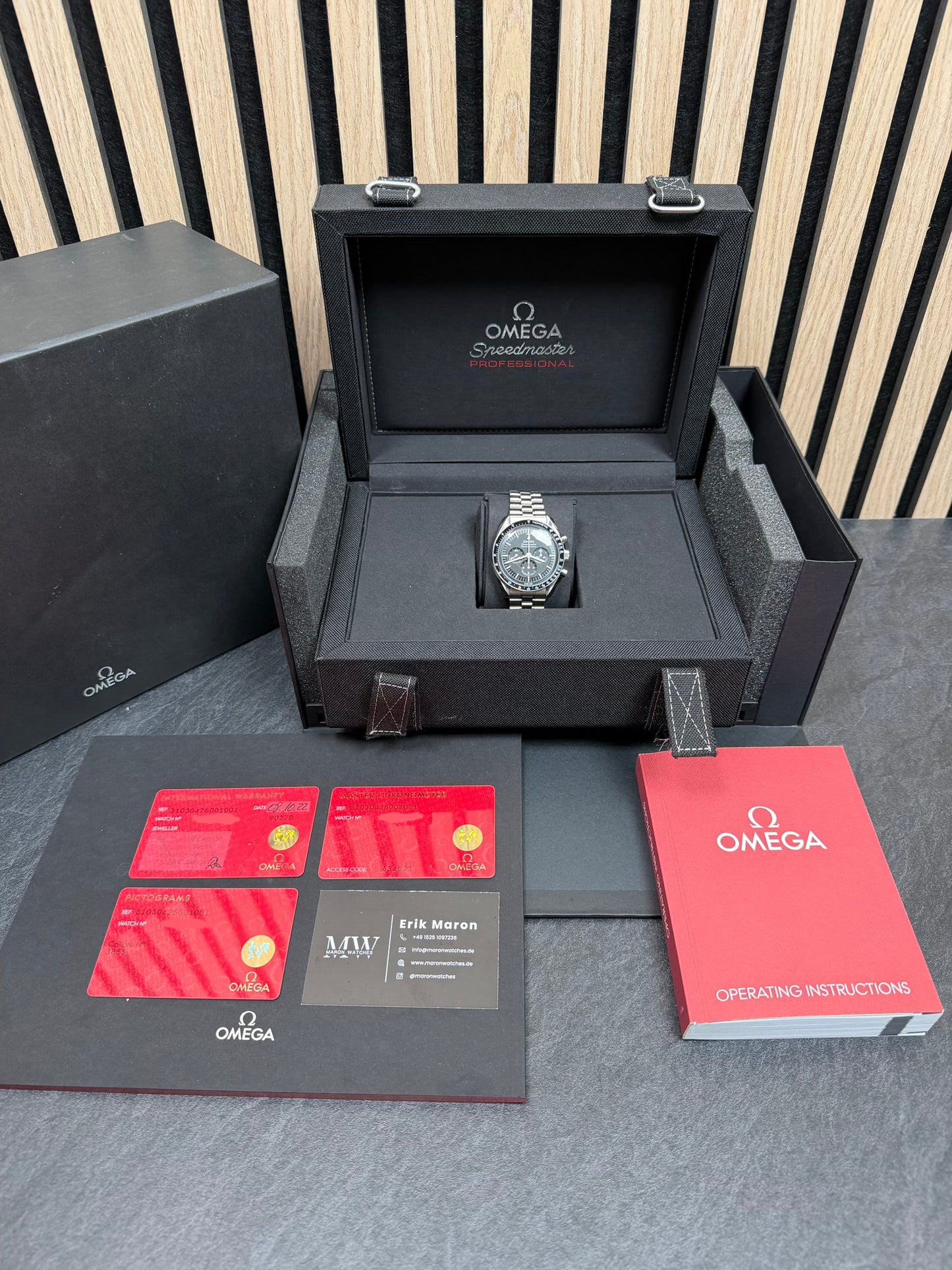 Omega Speedmaster Moonwatch Hesalit / 2022 / Full Set / Top Zustand