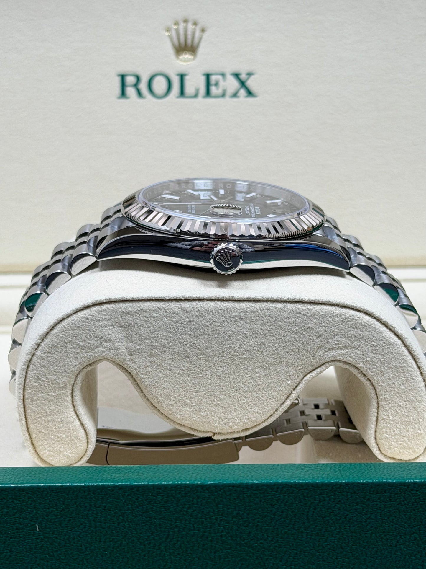 Rolex Datejust 41 126334 Schwarz / 2025 / Full Set / Ungetragen