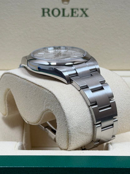 Rolex Oyster Perpetual 39 Weiß / 2019 / Full Set / Top Zustand
