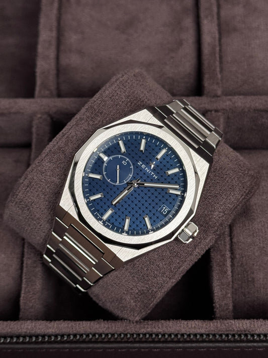 Zenith Defy Skyline Blau 41mm / 2022 / Full Set / Neuwertig