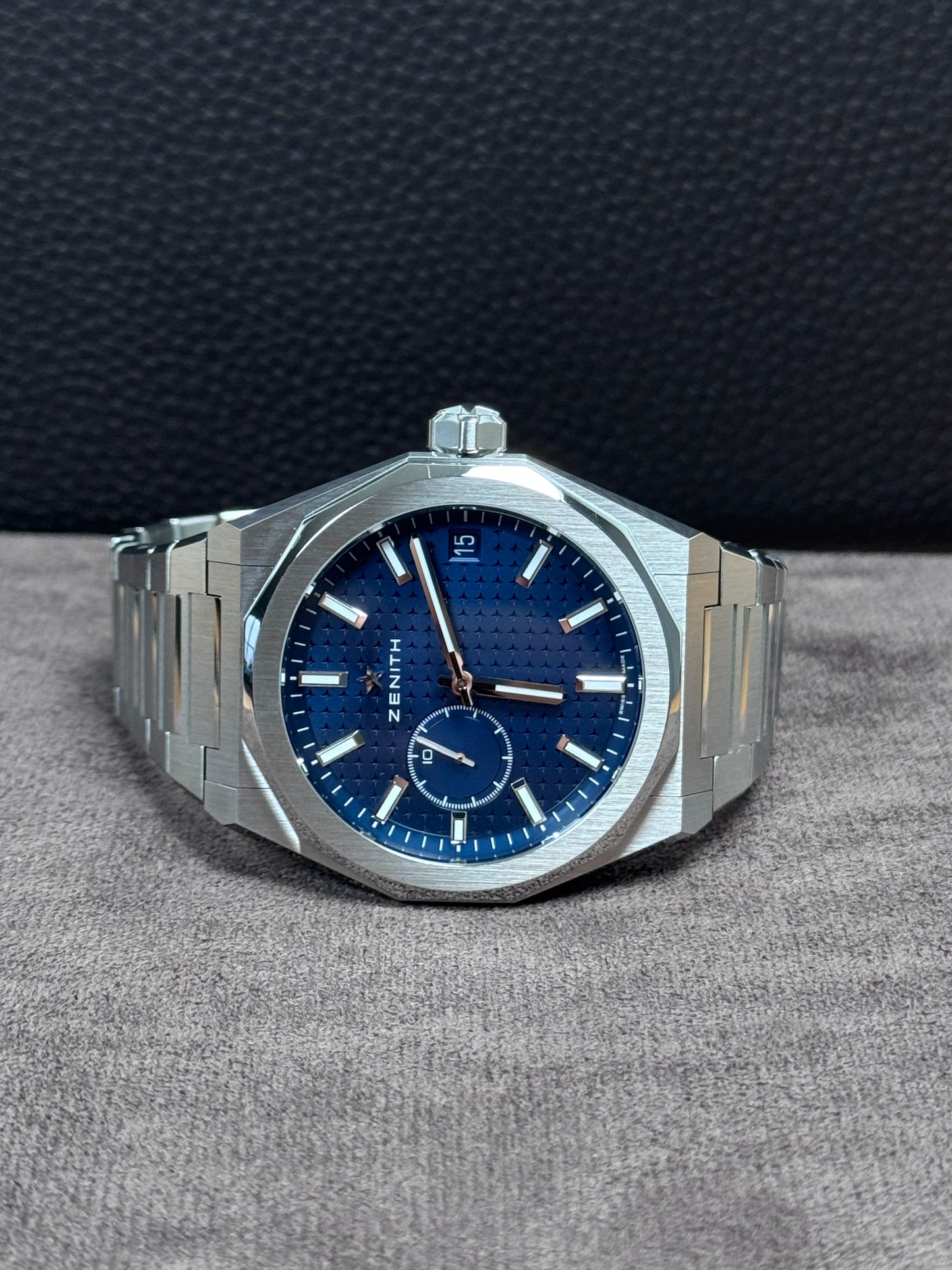 Zenith Defy Skyline Blau 41mm / 2022 / Full Set / Neuwertig