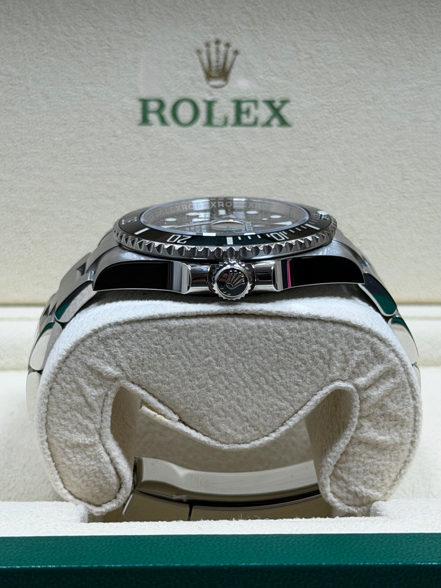 Rolex Submariner Date 126610LN / 2022 / Full Set / Ungetragen