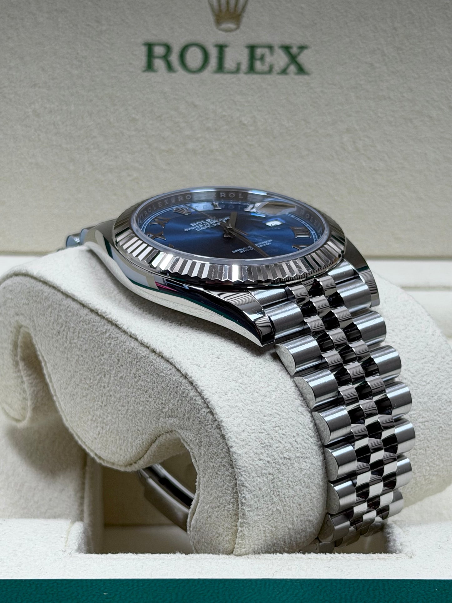 Rolex Datejust 41 126334 Azzurro-Blau / 2024 / Full Set / Sehr gut