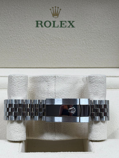 Rolex Datejust 41 126334 Azzurro-Blau / 2024 / Full Set / Sehr gut
