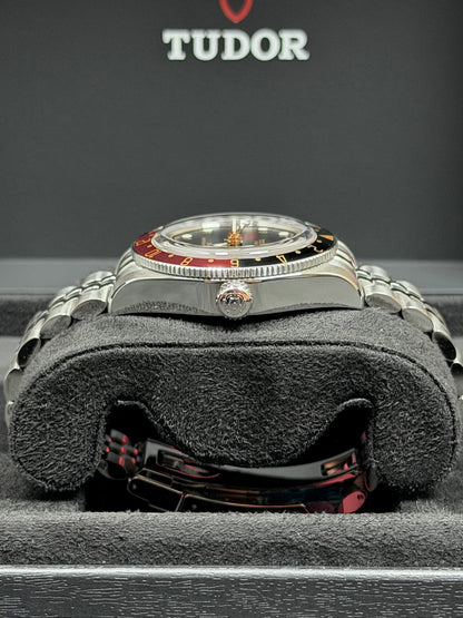 Tudor Black Bay 58 GMT / 2026 / Full Set / Ungetragen