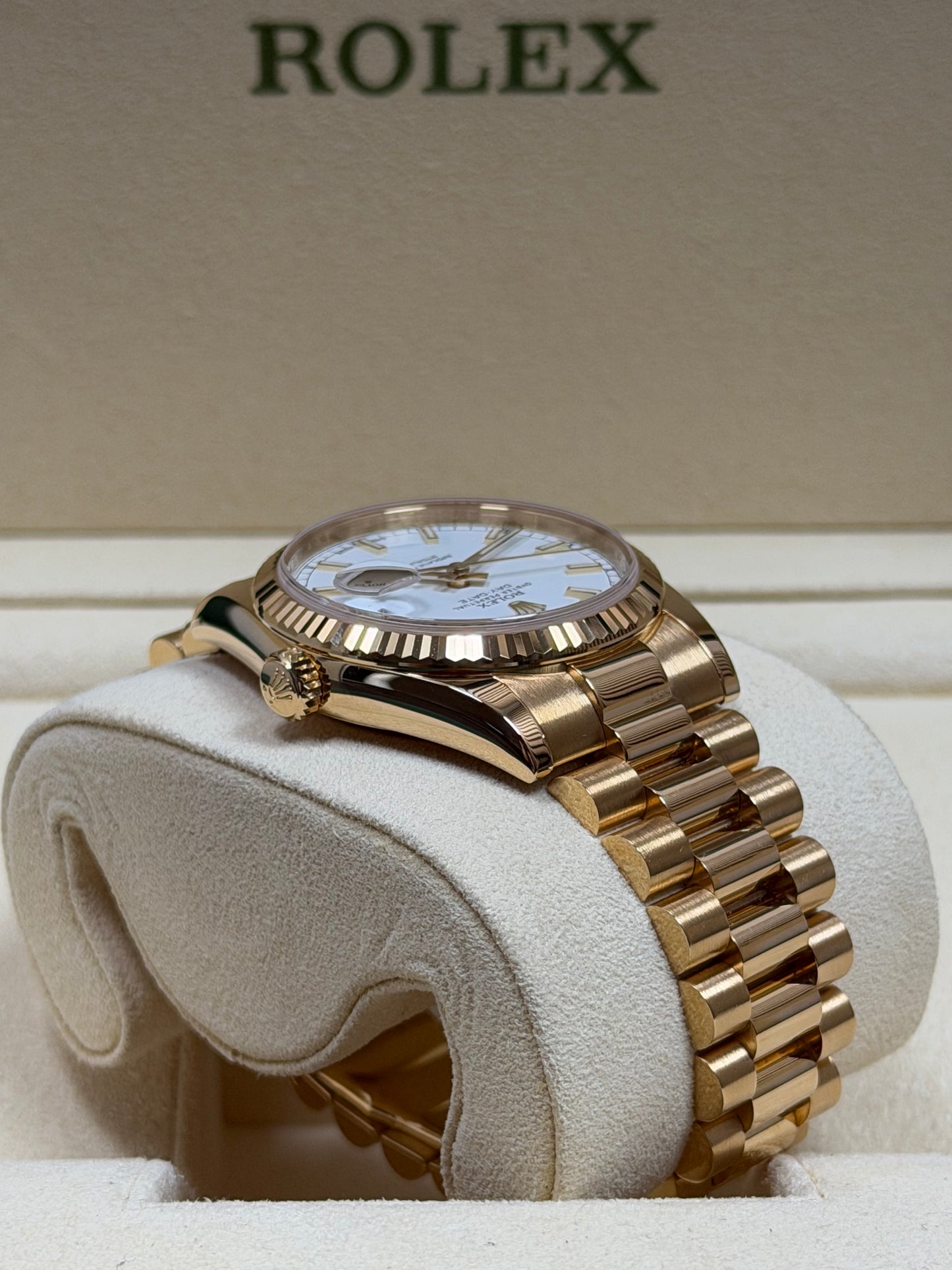 Rolex Day-Date 36 18K Gelbgold / 2015 / Full Set / Top Zustand