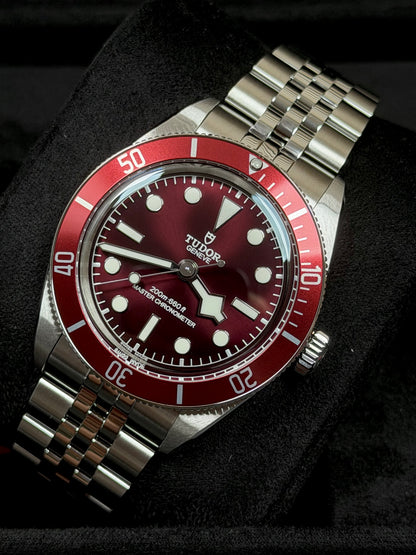 Tudor Black Bay 58 Bordeaux / 2026 / Full Set / Ungetragen