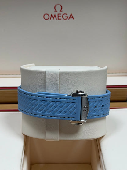 Omega Seamaster Aqua Terra Summer Blue / 2026 / Full Set / Neuwertig