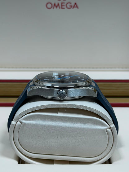 Omega Seamaster Aqua Terra Blau-Grau / 2026 / Full Set / Top Zustand