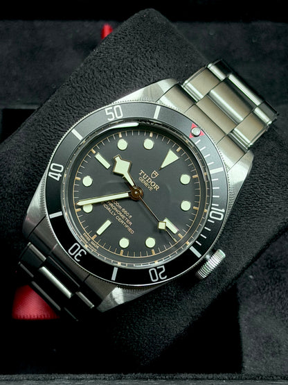 Tudor Black Bay Heritage Schwarz / 2021 / Full Set / Top Zustand