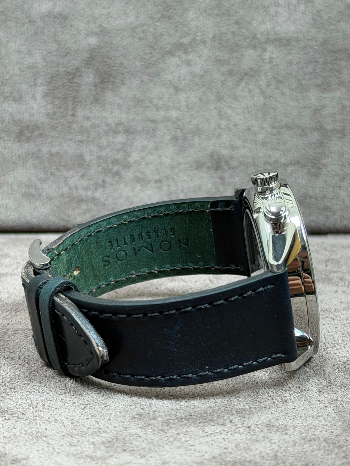 NOMOS Glashütte Zürich Weltzeit Weiß / 2022 / Full Set / Top Zustand