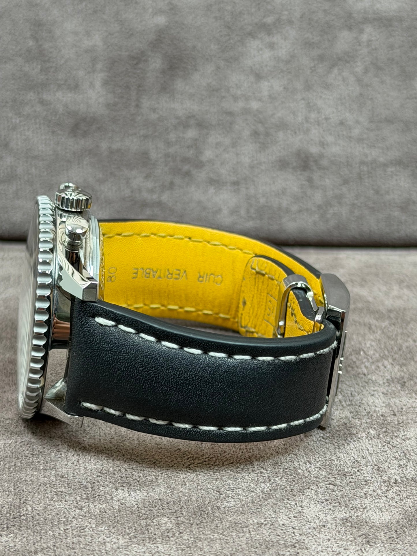 Breitling Navitimer B01 Chronograph 43 / 2021 / Full Set / Top Zustand