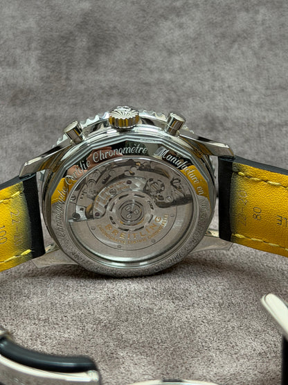 Breitling Navitimer B01 Chronograph 43 / 2021 / Full Set / Top Zustand