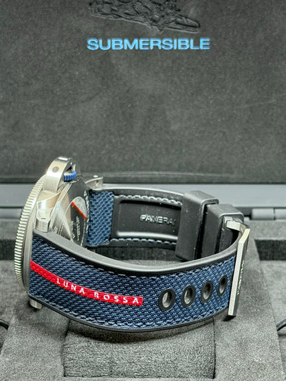 Panerai Luminor Submersible Luna Rossa / 2022 / Full Set / Sehr gut