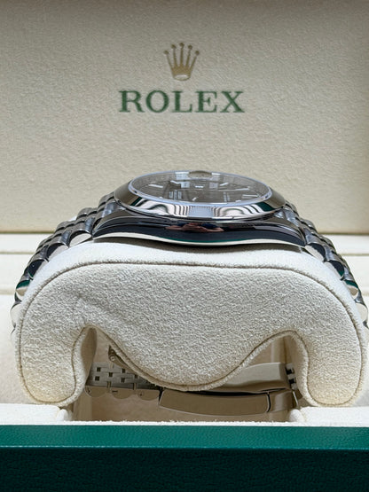 Rolex Datejust 41 126300 Rhodium / 2018 / Full Set / Neuwertig