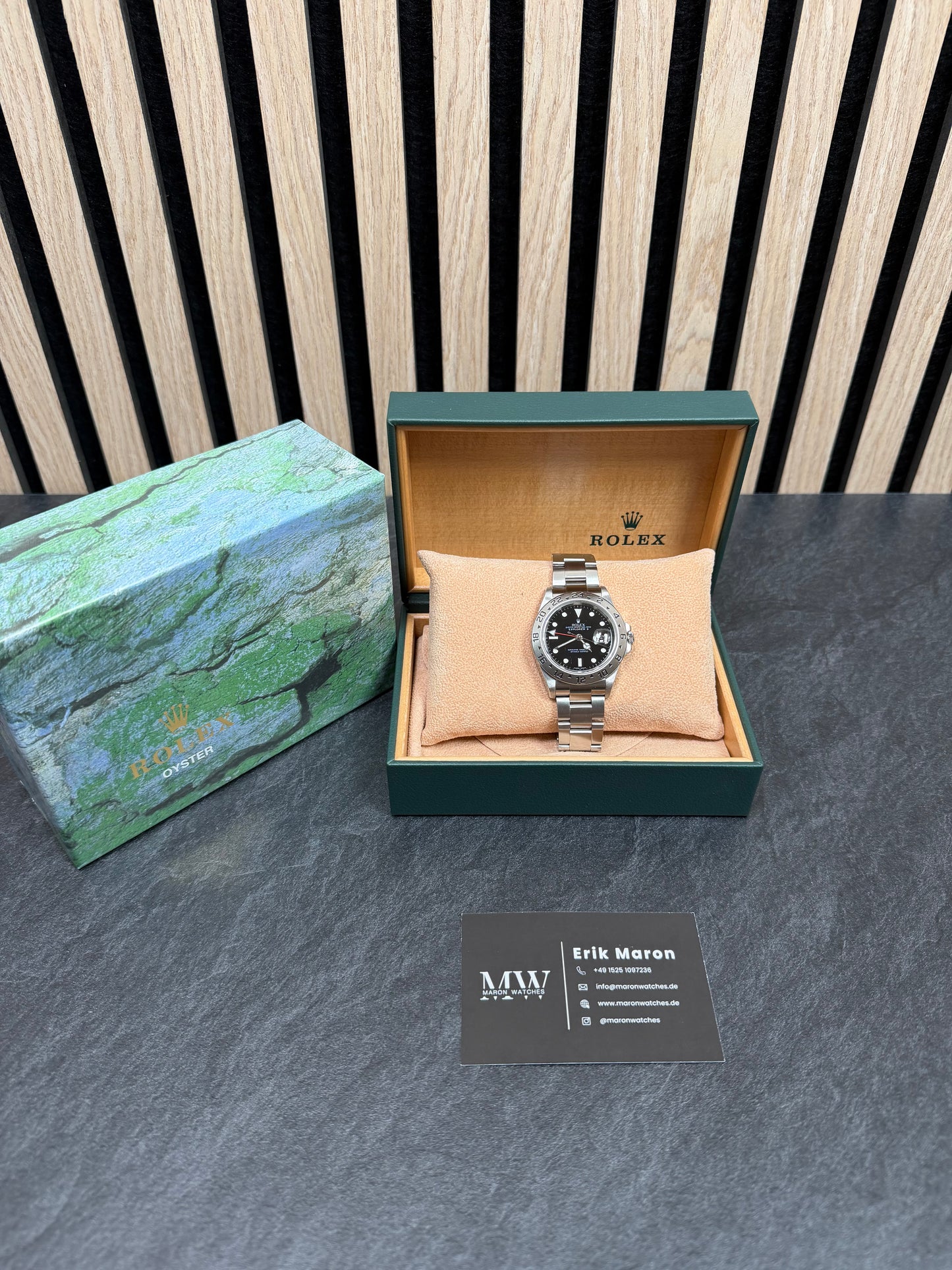 Rolex Explorer 2 16570 No Holes / 2007 / Box & Uhr / Sehr gut
