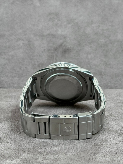 Rolex Explorer 2 16570 No Holes / 2007 / Box & Uhr / Sehr gut