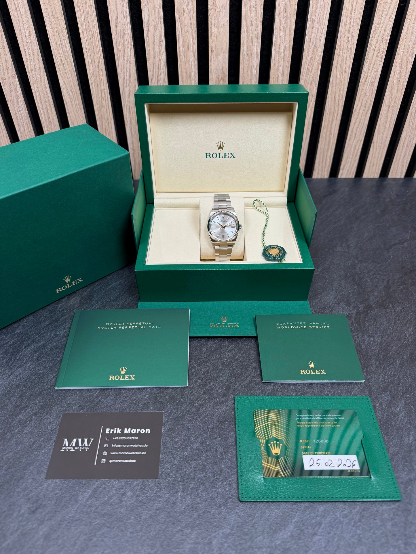 Rolex Oyster Perpetual 36 Silber / 2026 / Full Set / Neuwertig