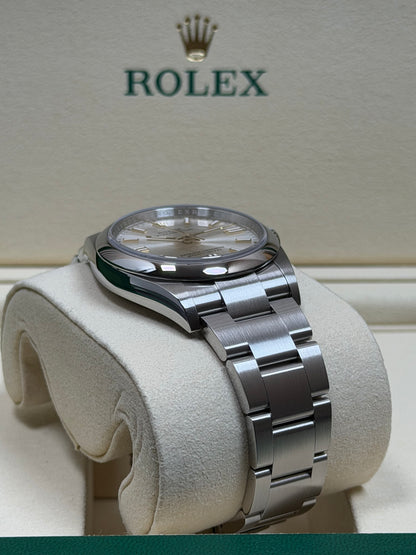 Rolex Oyster Perpetual 36 Silber / 2026 / Full Set / Neuwertig