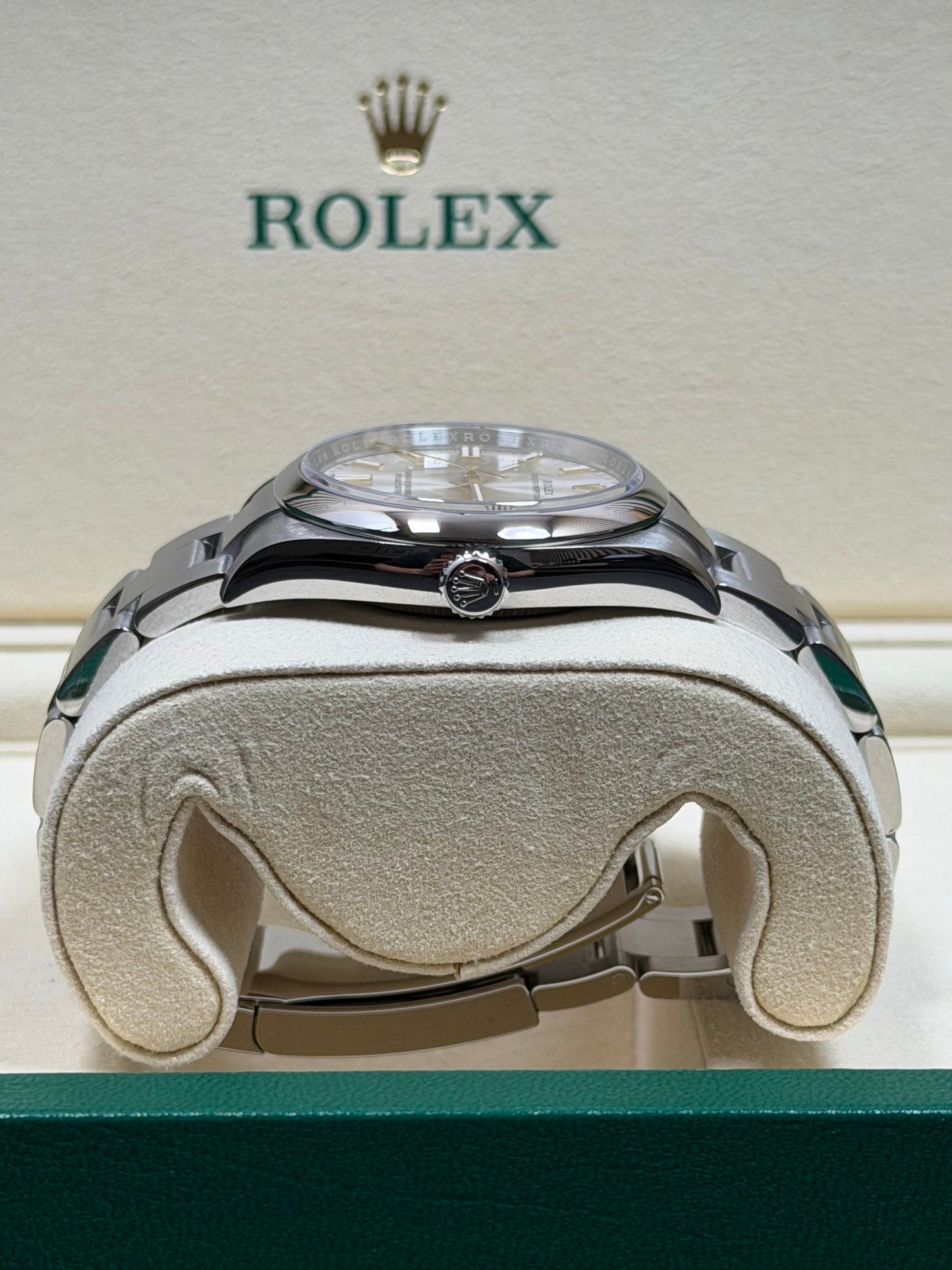 Rolex Oyster Perpetual 36 Silber / 2026 / Full Set / Neuwertig