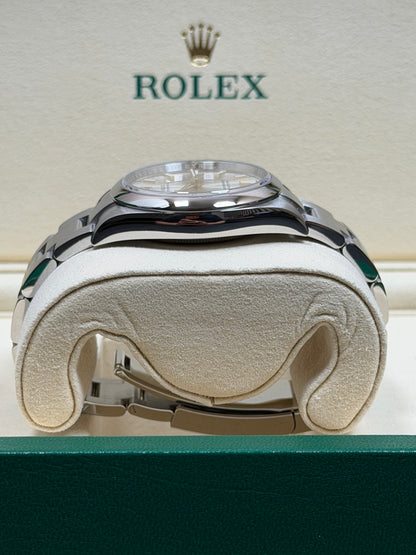 Rolex Oyster Perpetual 36 Silber / 2026 / Full Set / Neuwertig