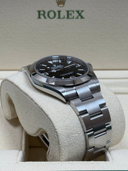 Rolex Explorer 40 224270 / 2024 / Full Set / Top Zustand