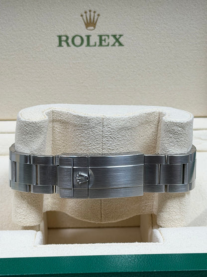 Rolex Explorer 40 224270 / 2024 / Full Set / Top Zustand