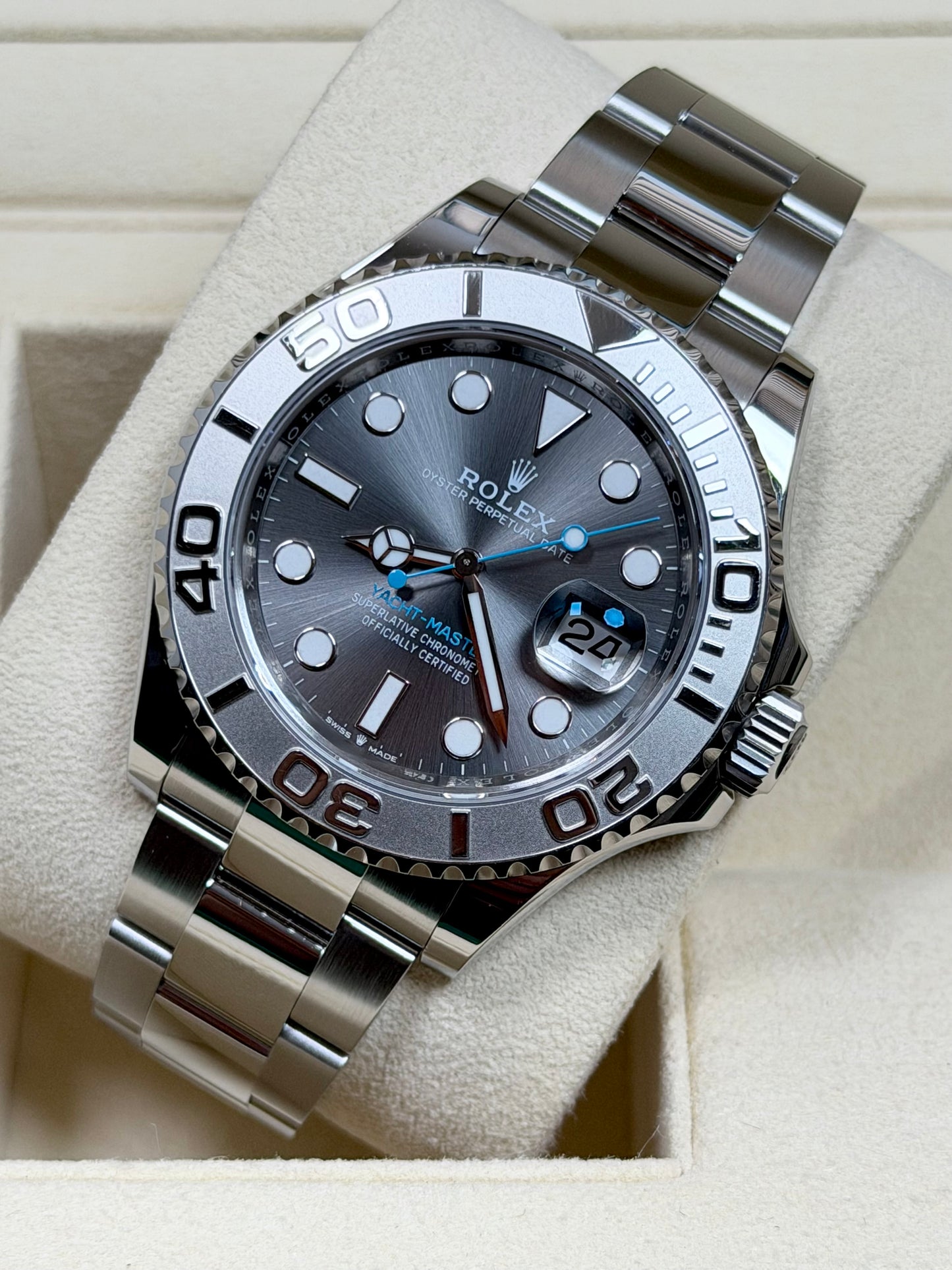 Rolex Yachtmaster 40 Rhodium / 2024 / Full Set / Top Zustand