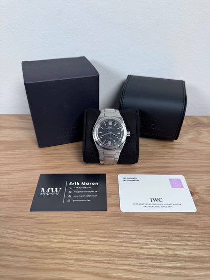 IWC Ingenieur 42mm IW322701 Schwarz / 2005 / Papiere / Top Zustand