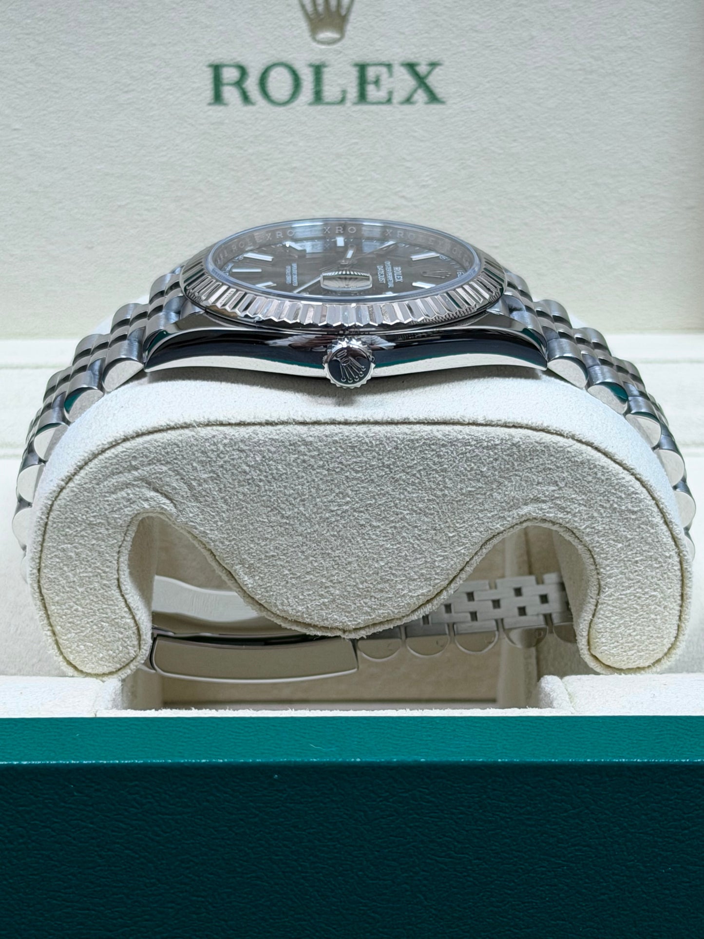 Rolex Datejust 41 126334 Rhodium / 2019 / Full Set / Sehr gut