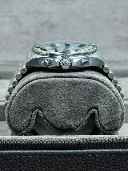 Breitling Chronomat B01 42 Ice Blue / 2025 / Full Set / Top Zustand