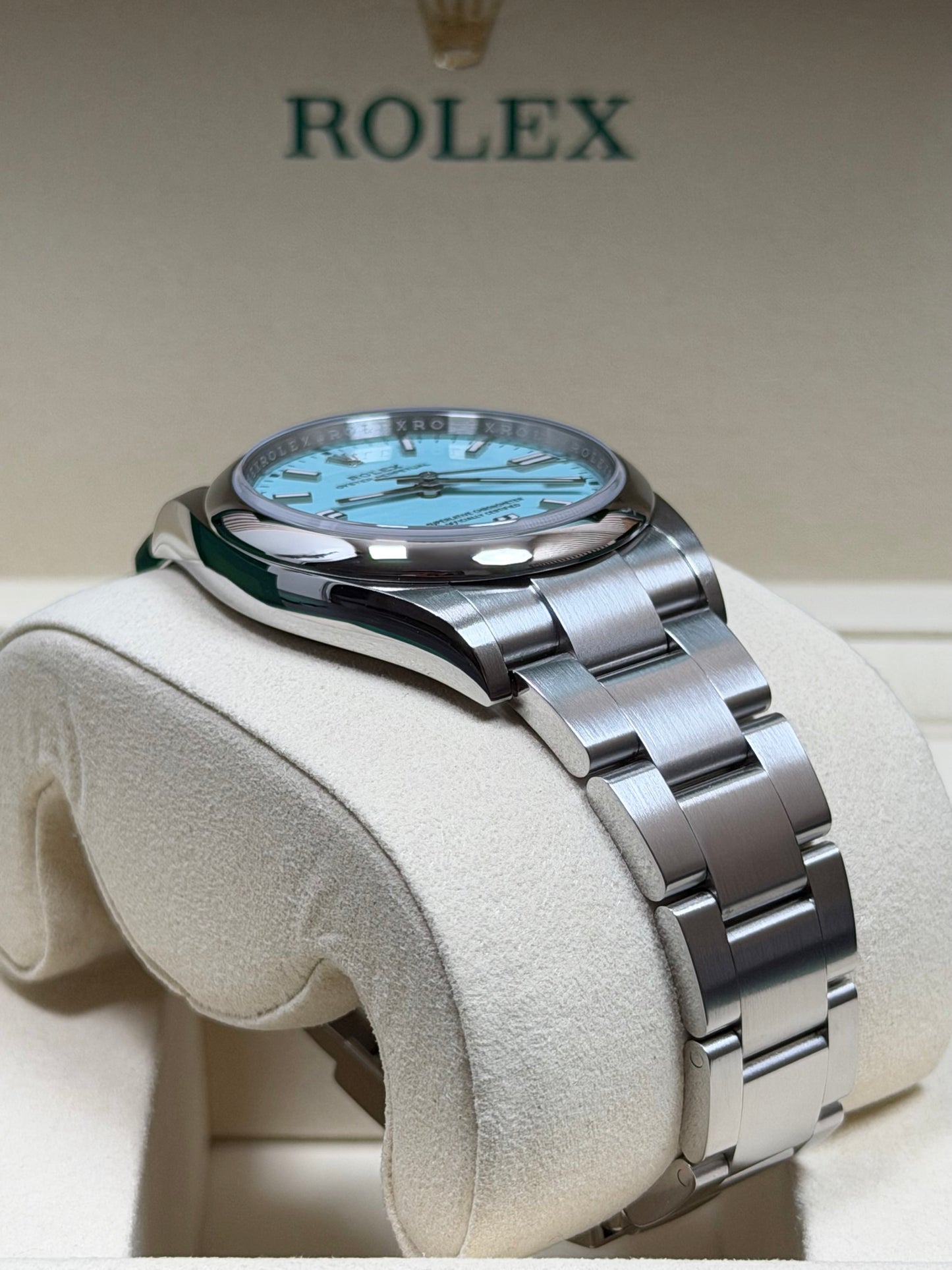 Rolex Oyster Perpetual 36 "Tiffany" 126000 / 2025 / Full Set / Neuwertig