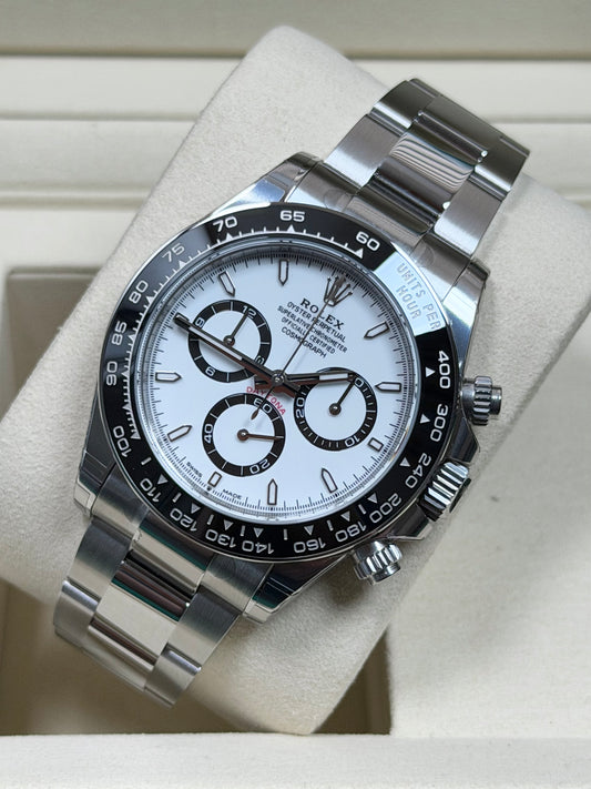 Rolex Daytona Panda 126500LN / 2026 / Full Set / Vollverklebt