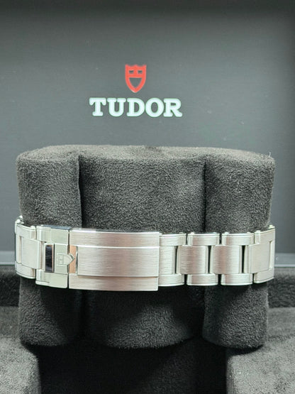 Tudor Black Bay 58 GMT / 2026 / Full Set / Top Zustand