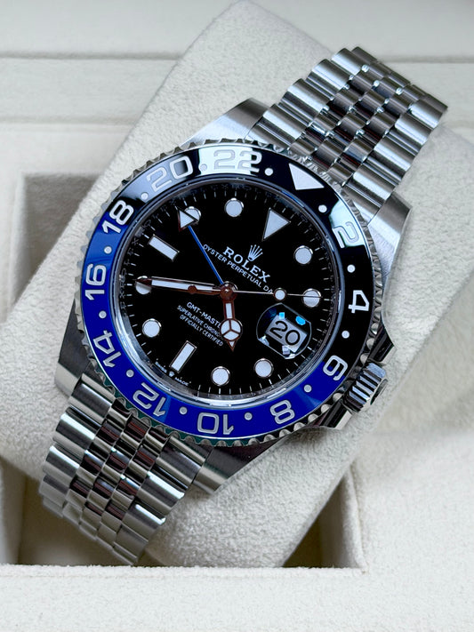 Rolex GMT Master 2 "Batgirl" 126710BLNR / 2023 / Full Set / Top Zustand