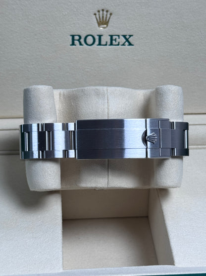 Rolex Submariner Date 126610LN / 2025 / Full Set / Sehr gut