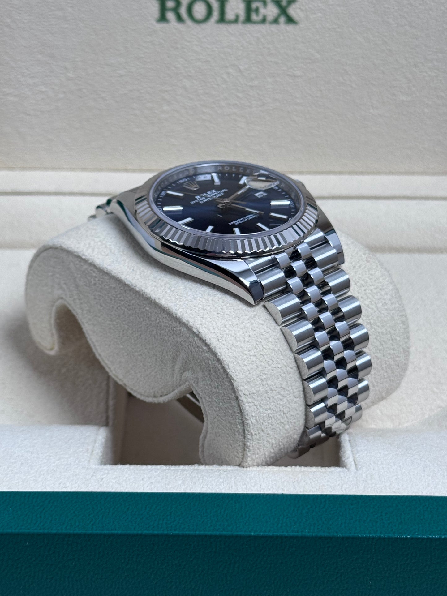 Rolex Datejust 41 126334 Blau / 2021 / Full Set / Neuwertig