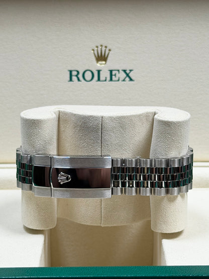 Rolex Datejust 41 126300 Grün Ombré/ 2026 / Full Set / Ungetragen
