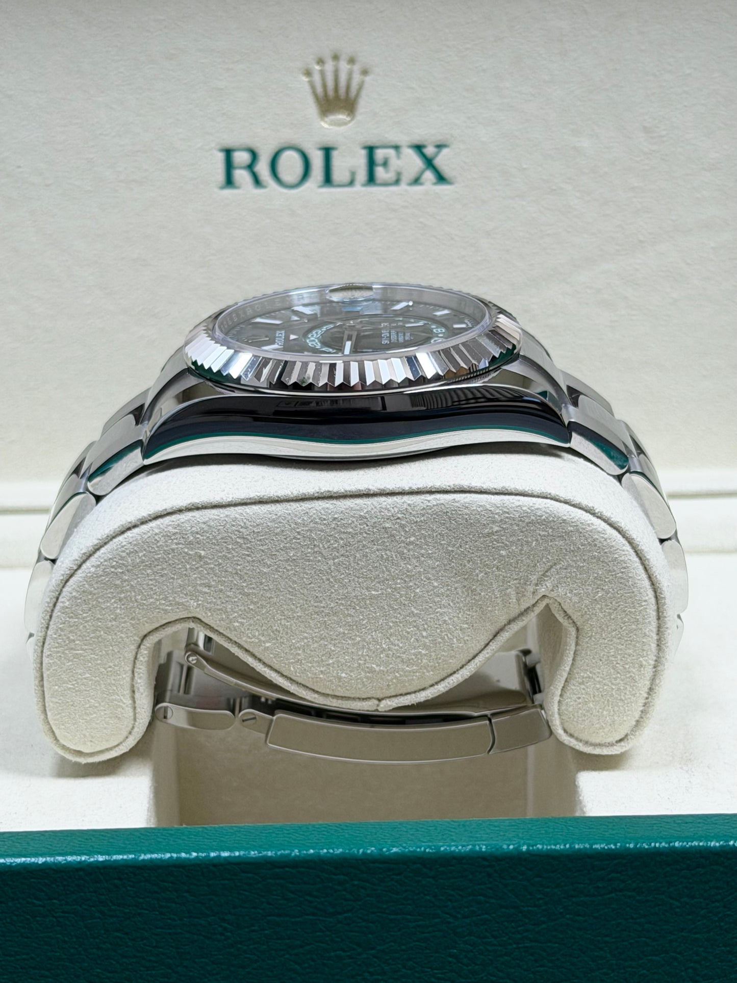 Rolex Sky-Dweller Mint Grün 336934 / 2026 / Full Set / Teilverklebt