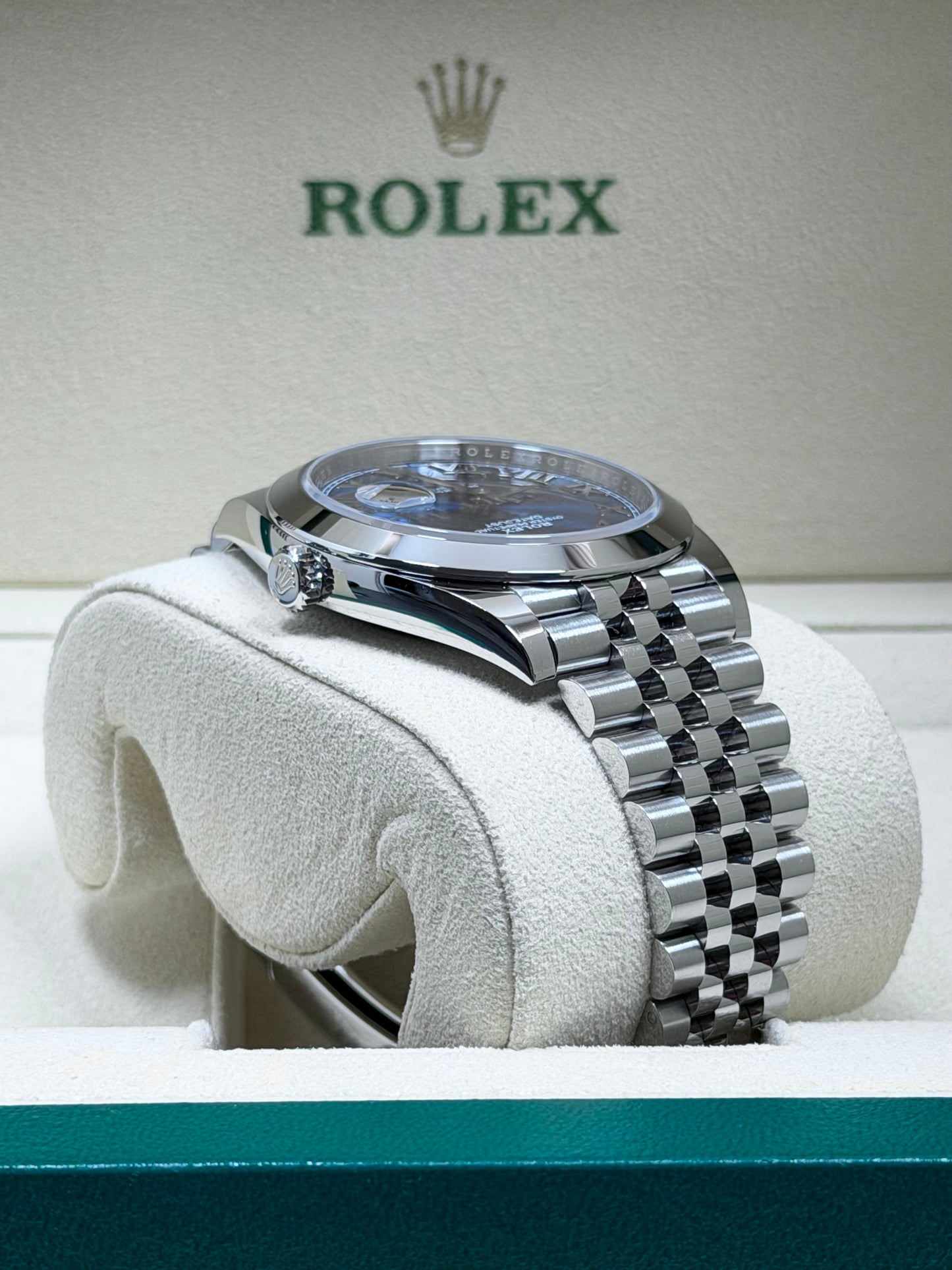Rolex Datejust 41 126300 Azzurro-Blau / 2021 / Full Set / Sehr gut