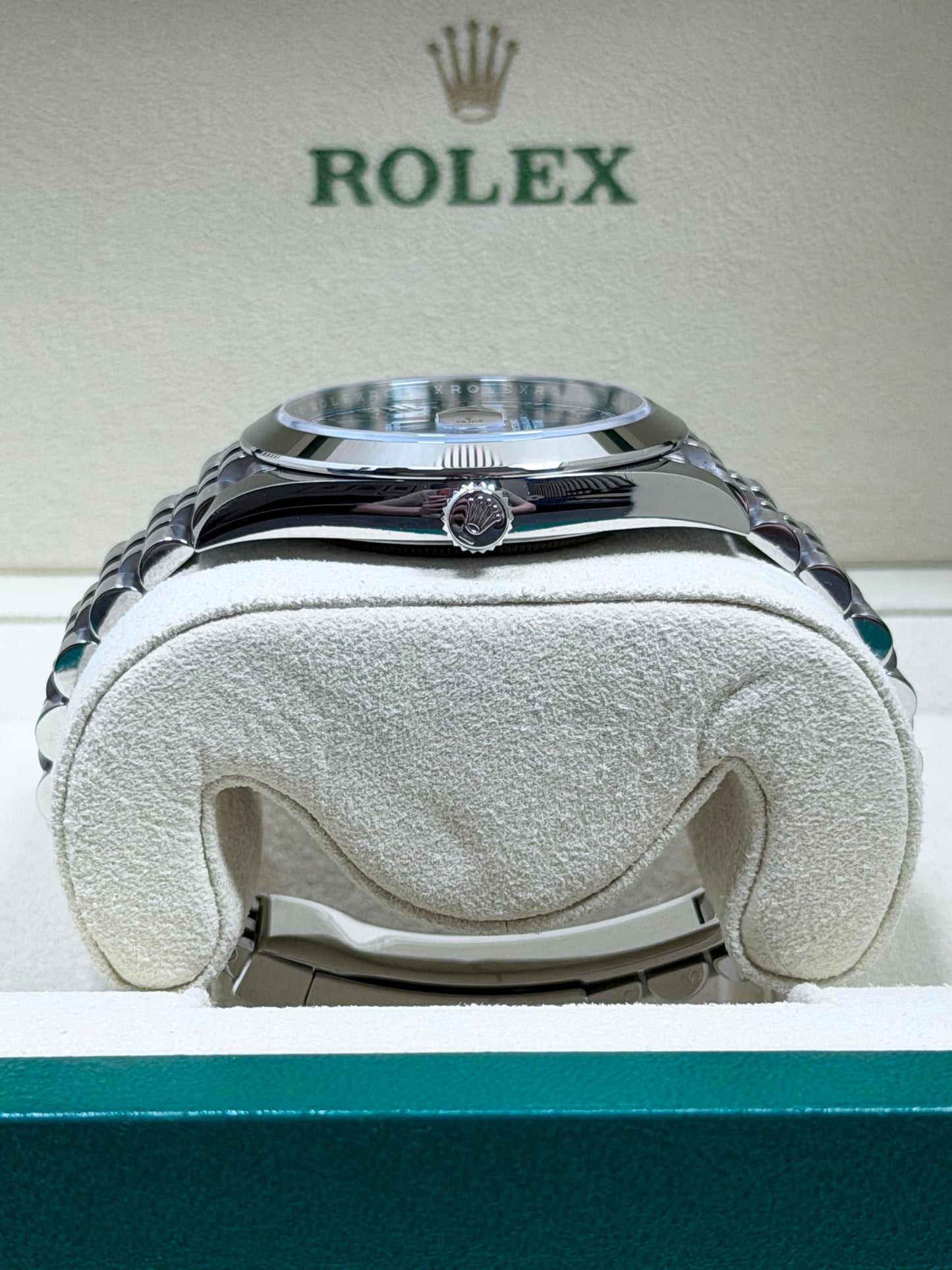 Rolex Datejust 41 126300 Azzurro-Blau / 2021 / Full Set / Sehr gut