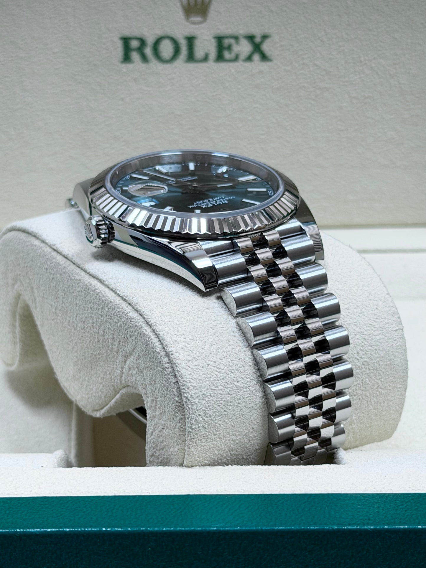 Rolex Datejust 41 126334 Mint Grün / 2022 / Full Set / Top Zustand