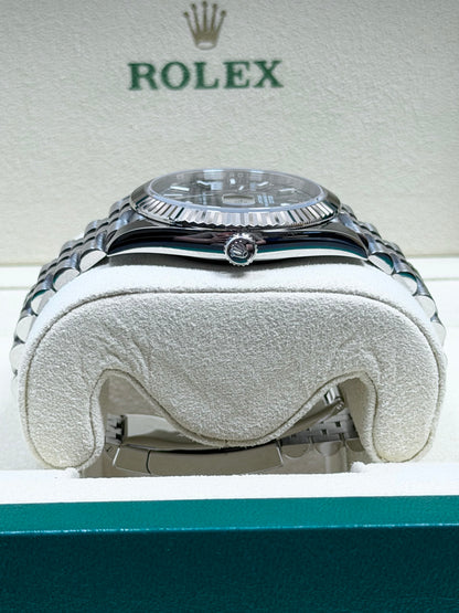 Rolex Datejust 41 126334 Mint Grün / 2022 / Full Set / Top Zustand