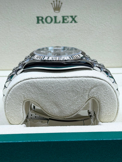 Rolex Datejust 41 126334 Mint Grün / 2022 / Full Set / Top Zustand