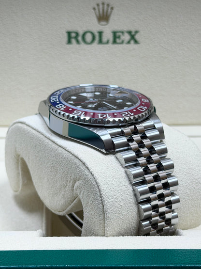 Rolex GMT Master 2 "Pepsi" 126710BLRO / 2021 / Full Set / Sehr gut