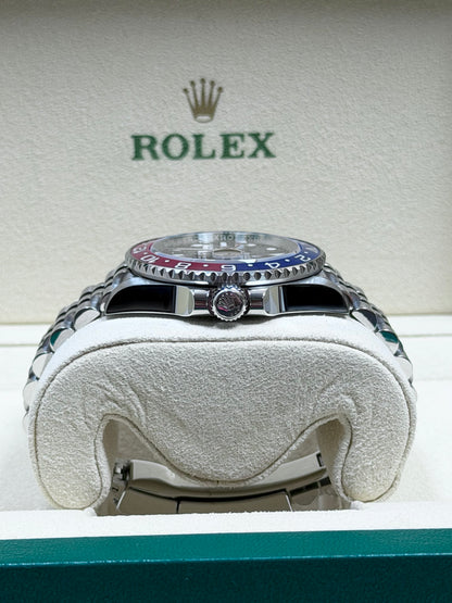 Rolex GMT Master 2 "Pepsi" 126710BLRO / 2021 / Full Set / Sehr gut