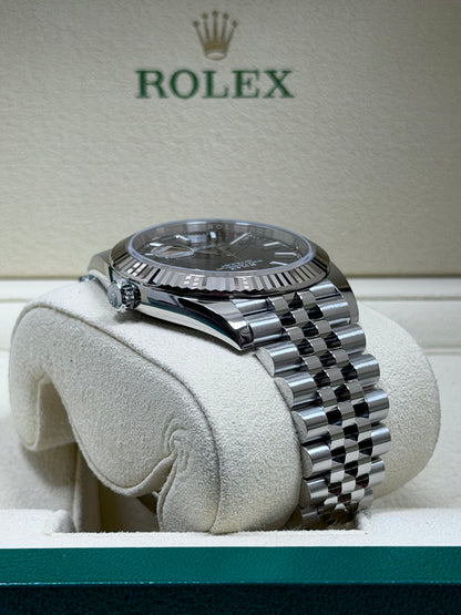 Rolex Datejust 41 126334 Schwarz / 2020 / Full Set / Top Zustand